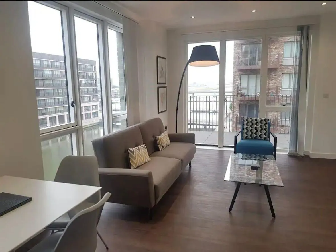 London Gallions Reach Apartments